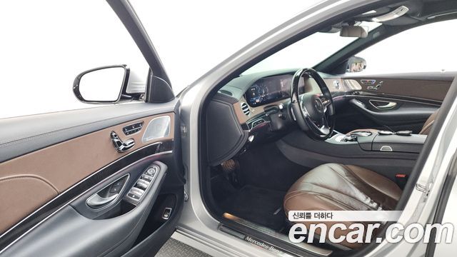 Mercedes-Benz S-Class 2020 — photo 10