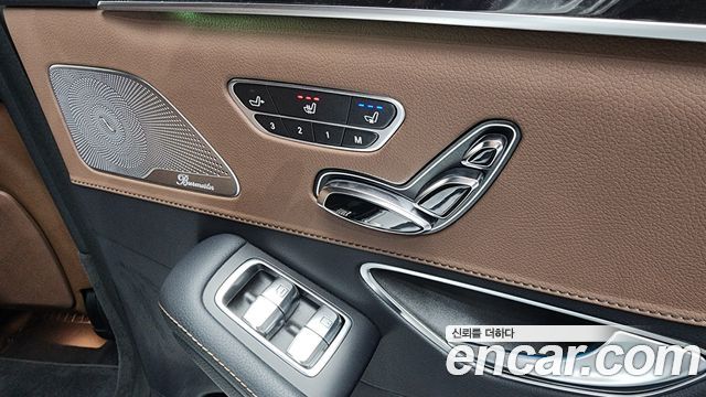 Mercedes-Benz S-Class 2020 — photo 16