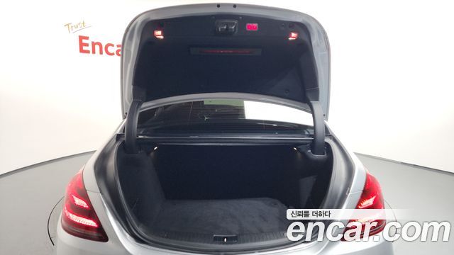 Mercedes-Benz S-Class 2020 — photo 20
