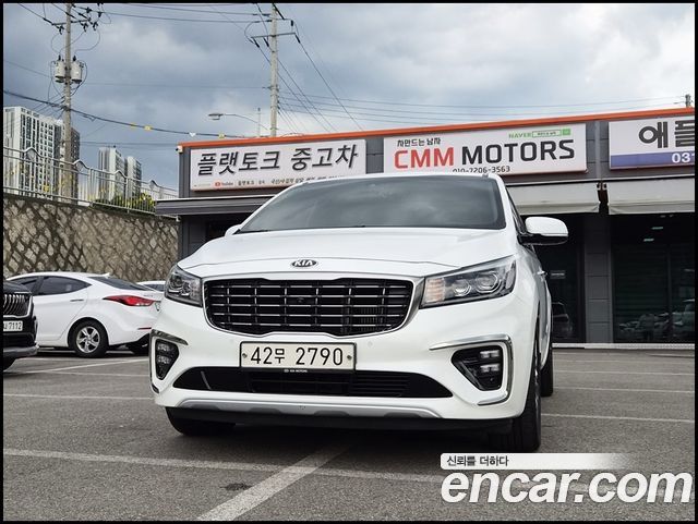 Kia Canival 2019 — photo 3