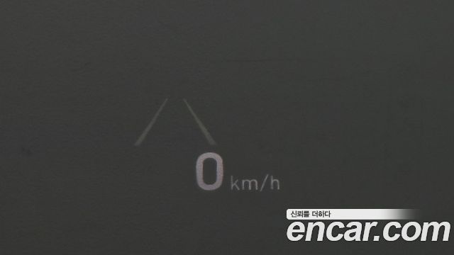 Genesis G80 2017 — photo 13