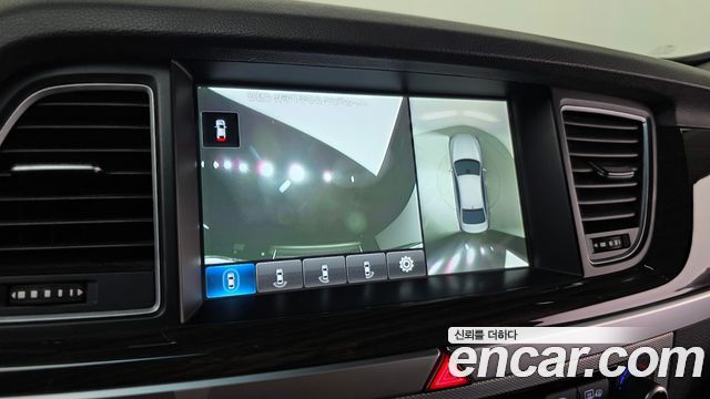 Genesis G80 2017 — photo 16