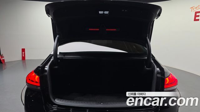 Genesis G80 2017 — photo 20