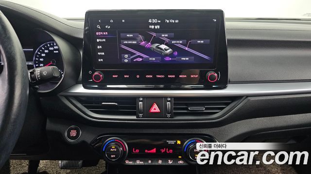 Kia K3 2022 — photo 18