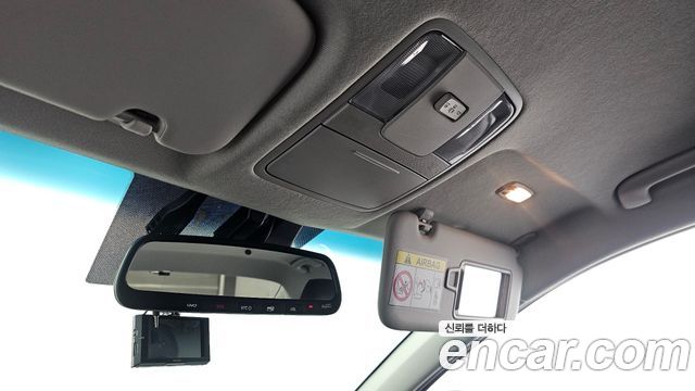 Kia K3 2022 — photo 23