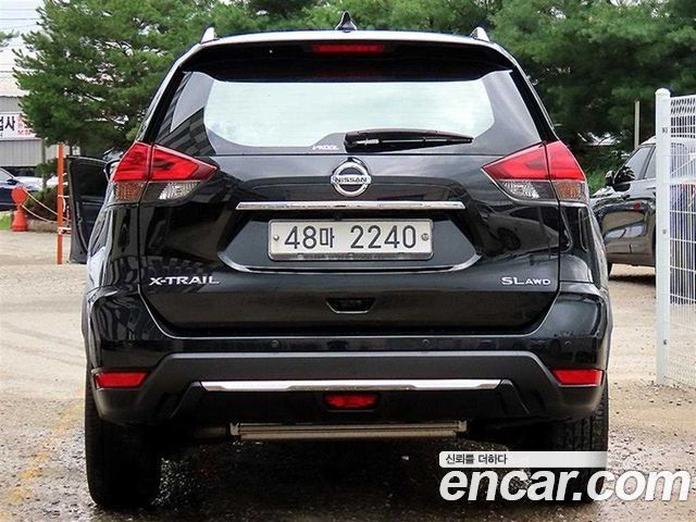 Nissan X-Trail 2018 — photo 4