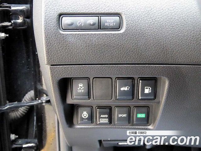 Nissan X-Trail 2018 — photo 11