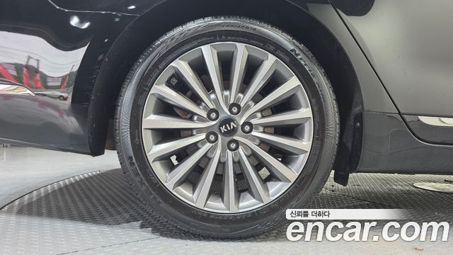 Kia K7 2018 — photo 5