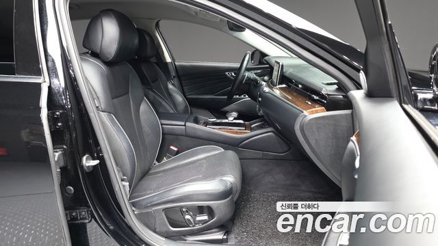 Kia K9 2019 — photo 17