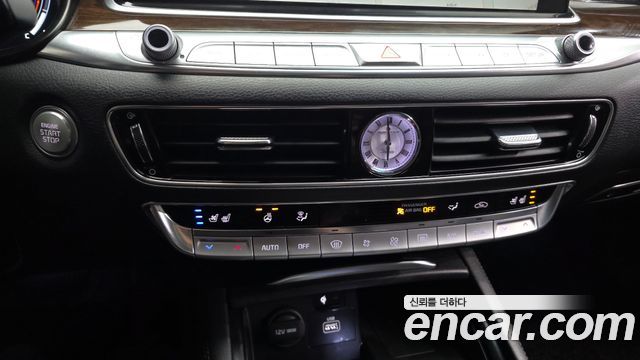 Kia K9 2019 — photo 23