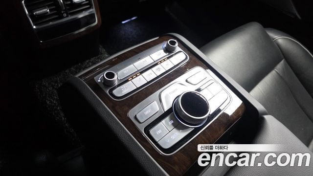 Kia K9 2019 — photo 25