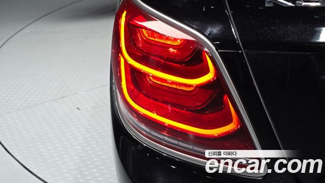 Kia K9 2019 — photo 9