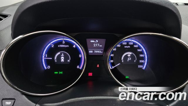 Hyundai Tucson 2012 — photo 8