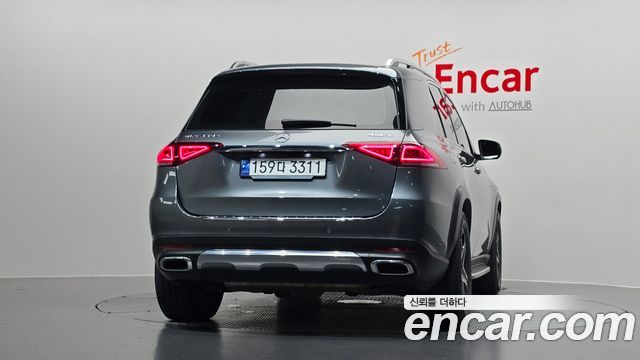 Mercedes-Benz GLE-Class 2021 — photo 4