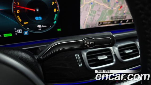 Mercedes-Benz GLE-Class 2021 — photo 12
