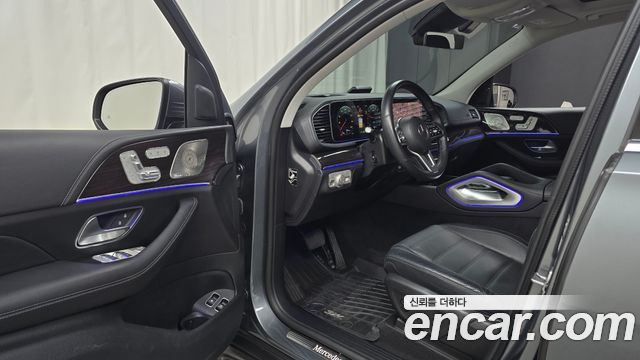 Mercedes-Benz GLE-Class 2021 — photo 13