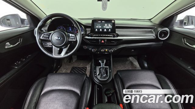 Kia K3 2019 — photo 10