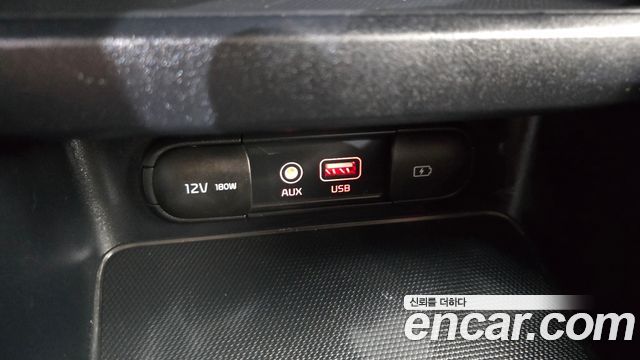 Kia K3 2019 — photo 18