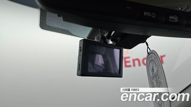 Kia K3 2019 — photo 27