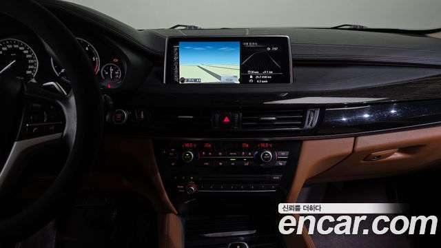 BMW X6 2015 — photo 14