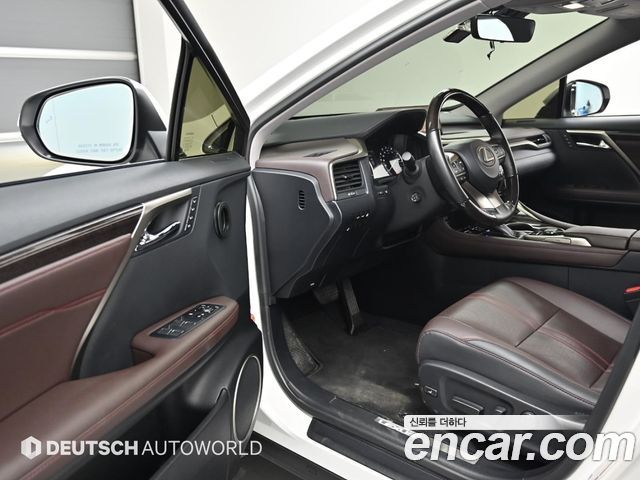 Lexus RX 2017 — photo 11