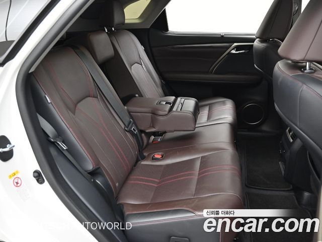 Lexus RX 2017 — photo 12