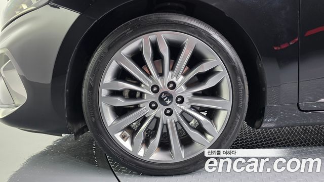 Kia K7 2020 — photo 5