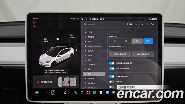 Tesla Model 3 2021 — photo 17