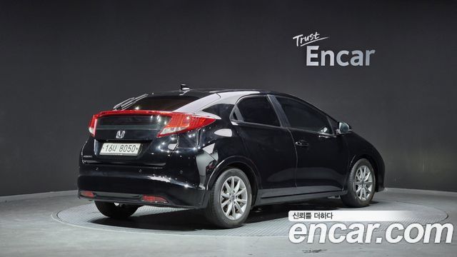 Honda Civic 2013 — photo 2