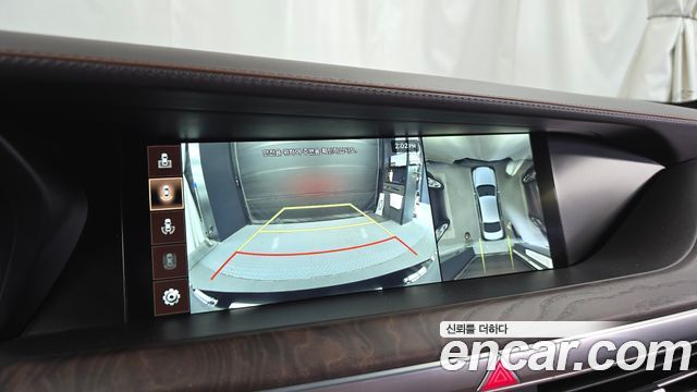 Genesis G90 2019 — photo 20