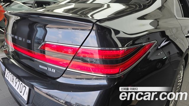 Genesis G90 2019 — photo 9
