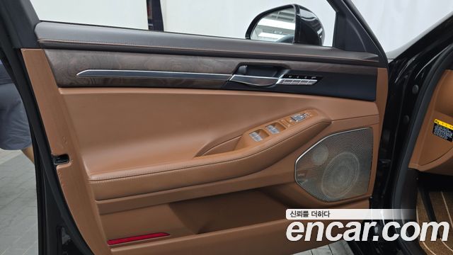 Genesis G90 2019 — photo 14