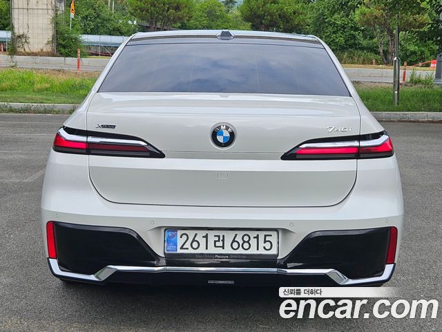 BMW 7-Series 2024 — photo 4