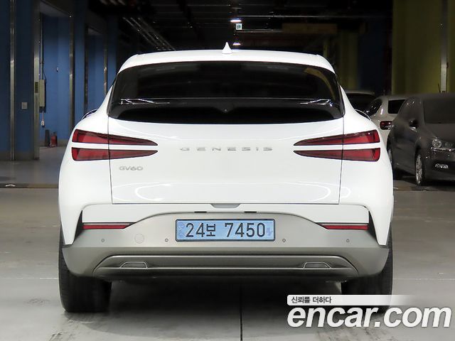 Genesis GV60 2022 — photo 3