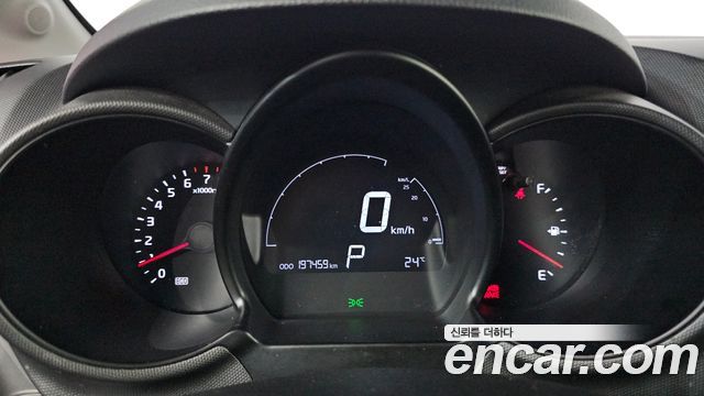 Kia RAY 2016 — photo 11