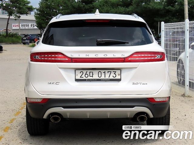 Lincoln MKC 2017 — photo 4