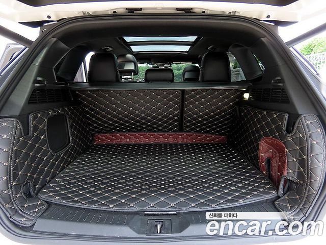 Lincoln MKC 2017 — photo 18