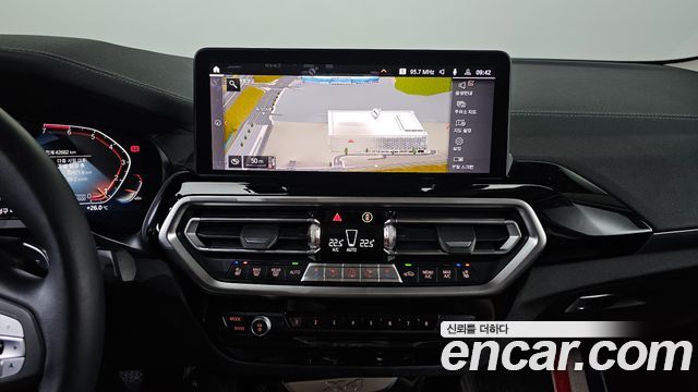 BMW X4 2023 — photo 19