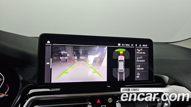 BMW X4 2023 — photo 21