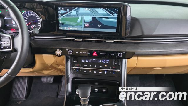 Kia Canival 2022 — photo 22