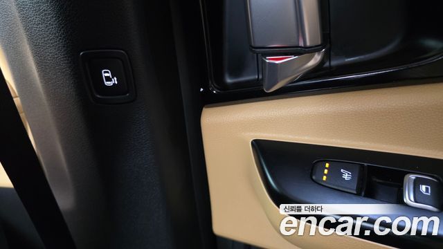 Kia Canival 2022 — photo 26