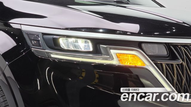 Kia Canival 2022 — photo 8
