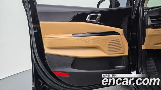 Kia Canival 2022 — photo 14