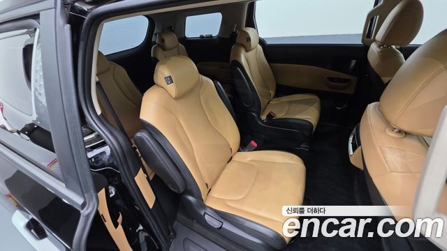 Kia Canival 2022 — photo 27