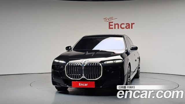 BMW 7-Series 2026 — photo 3