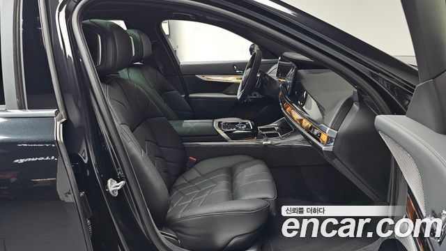 BMW 7-Series 2026 — photo 17