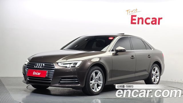 Audi A4 2018 — photo 1