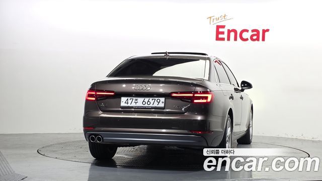 Audi A4 2018 — photo 4