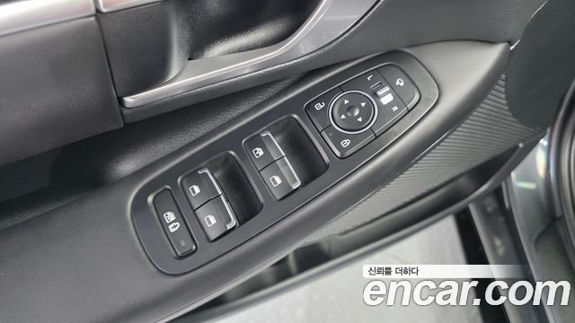 Hyundai Sonata 2022 — photo 30