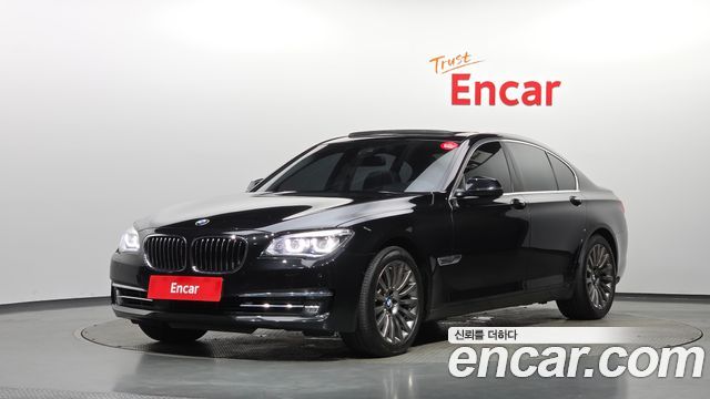 BMW 7-Series 2013 — photo 1